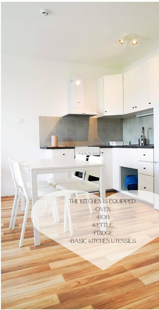 Matyas Corner Apartments Green Square Apartment Budapest Rom bilde